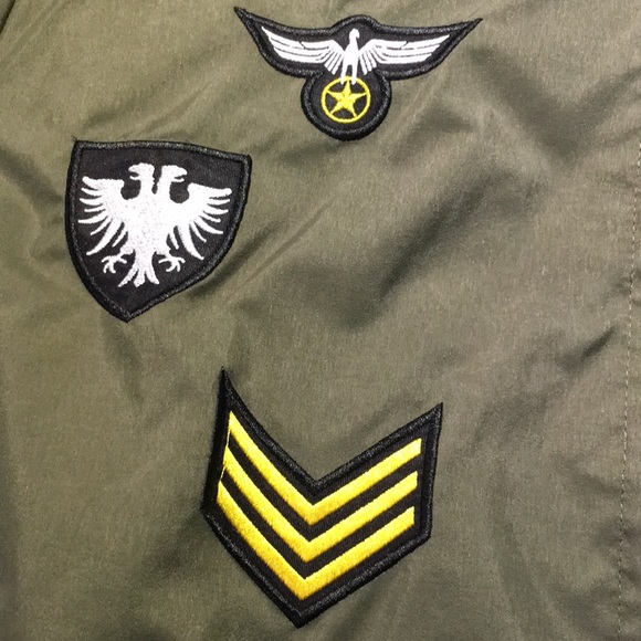 Bomber jacket - Picture 2 of 7